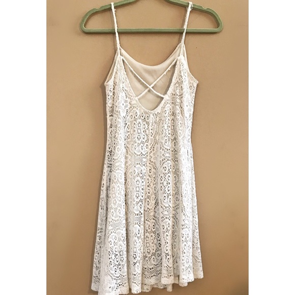 Tobi white lace dress, Medium - Picture 2 of 2